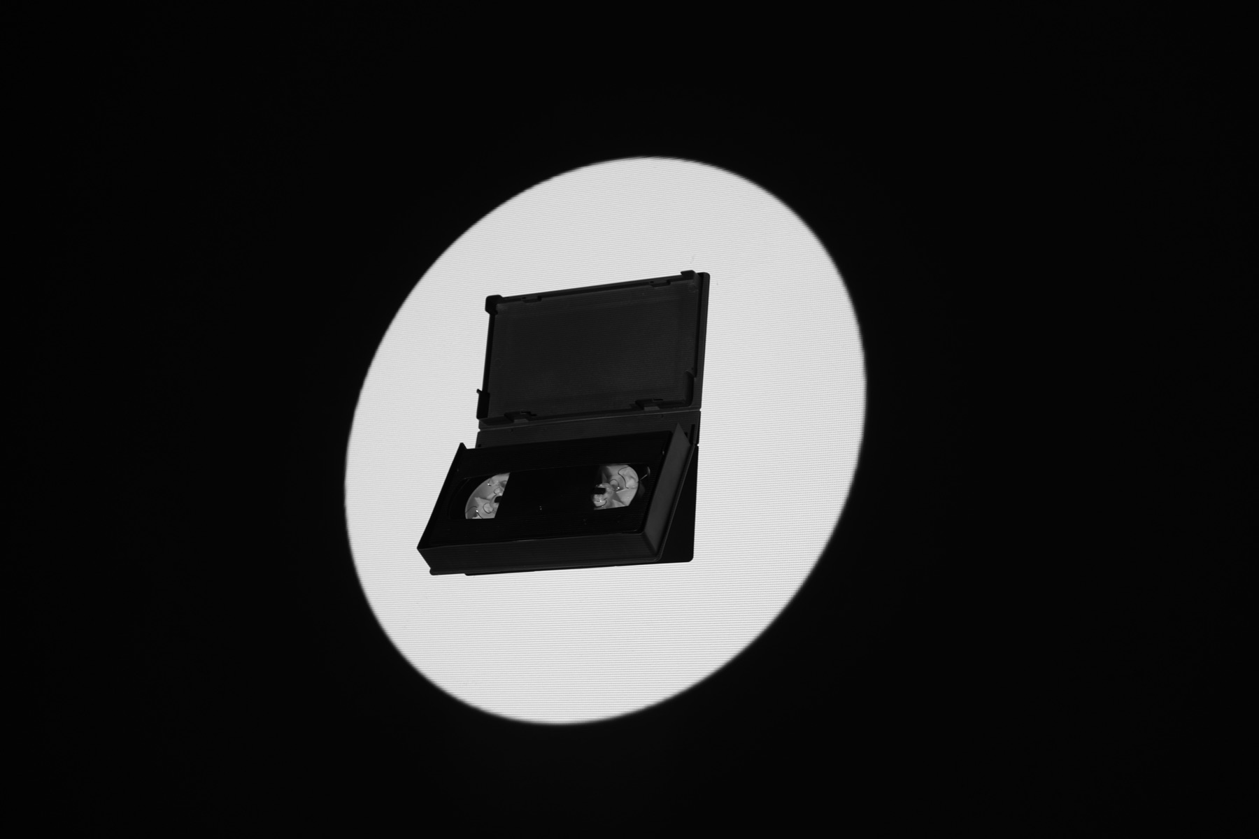 Vorspann — SVHS still, 1995